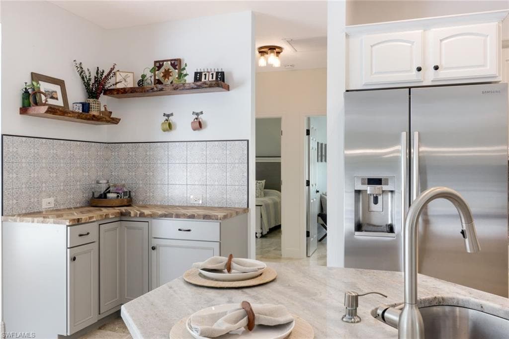 11641 Red Hibiscus DR, BONITA SPRINGS FL 34135-12