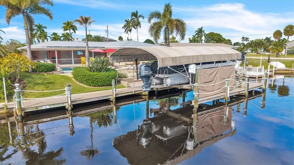 5305 Malaluka CT, CAPE CORAL FL 33904-42