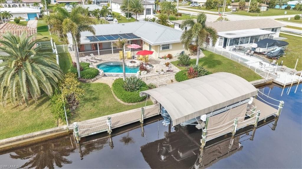 5305 Malaluka CT, CAPE CORAL FL 33904-2