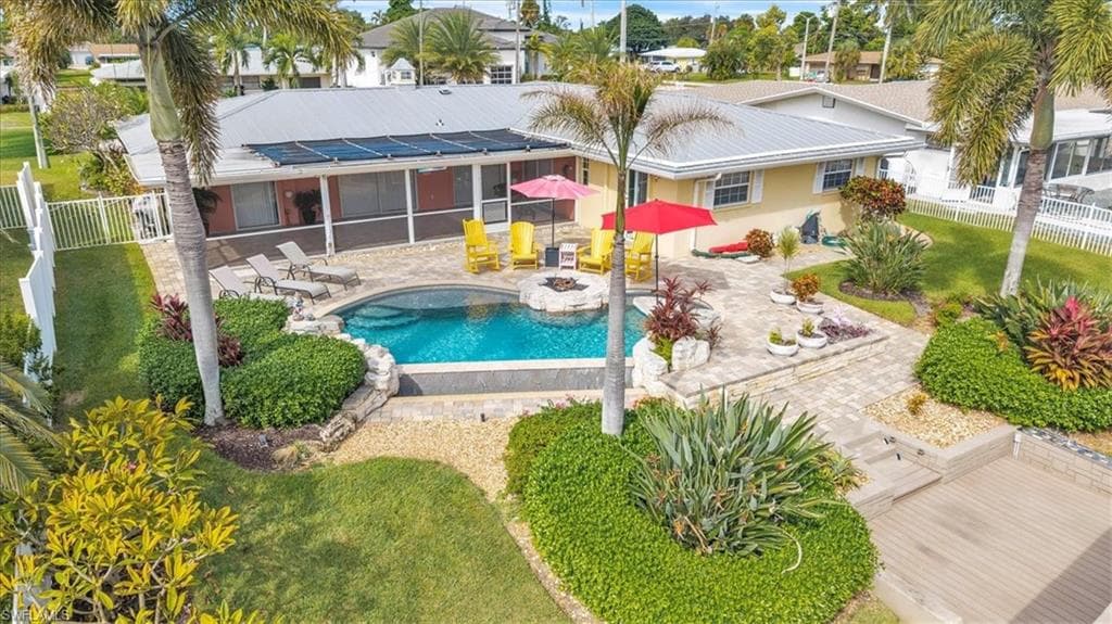 5305 Malaluka CT, CAPE CORAL FL 33904-36