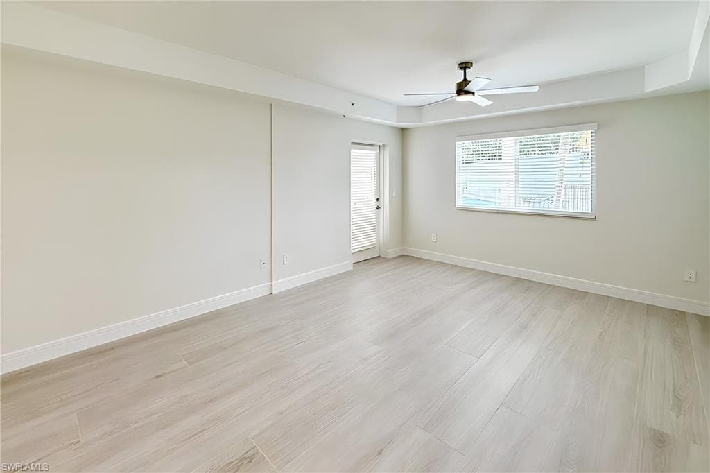 1100 Pine Ridge RD # A106, NAPLES FL 34108-6