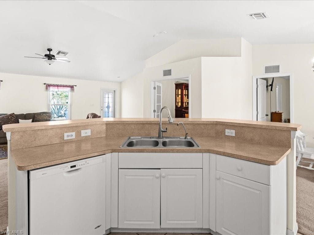 4427 NE 21st PL, CAPE CORAL FL 33909-11