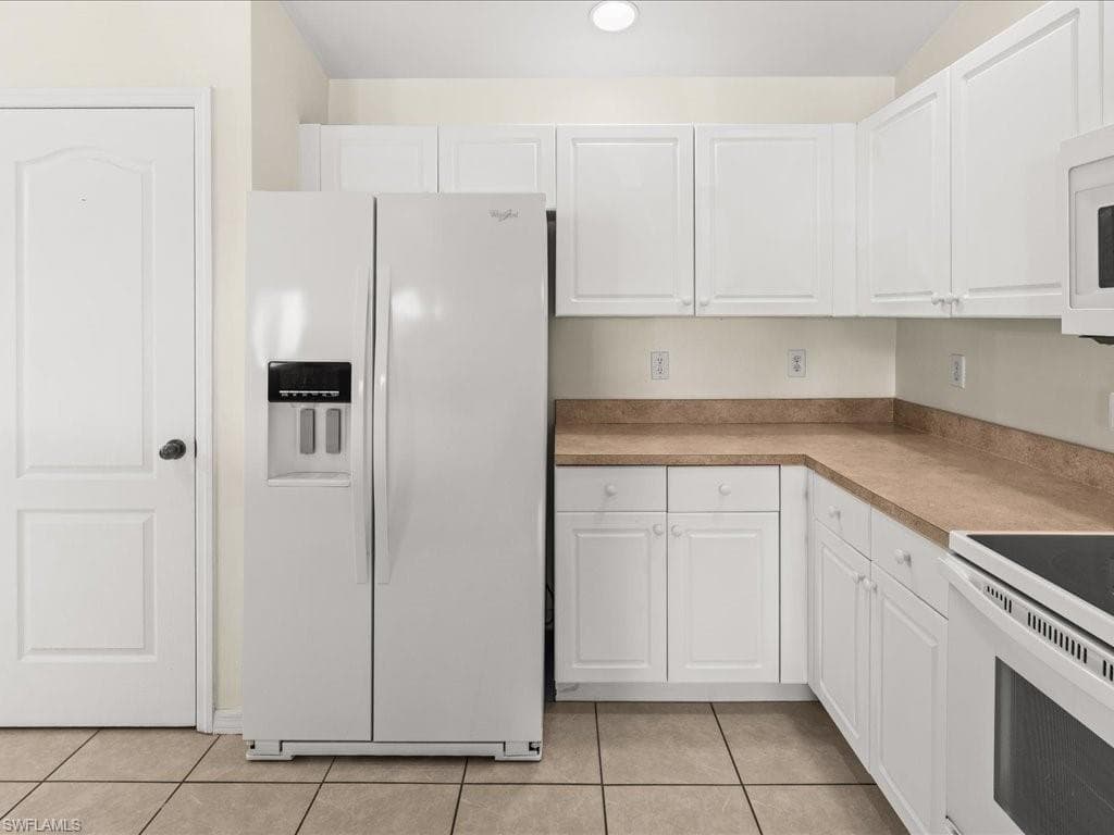 4427 NE 21st PL, CAPE CORAL FL 33909-10