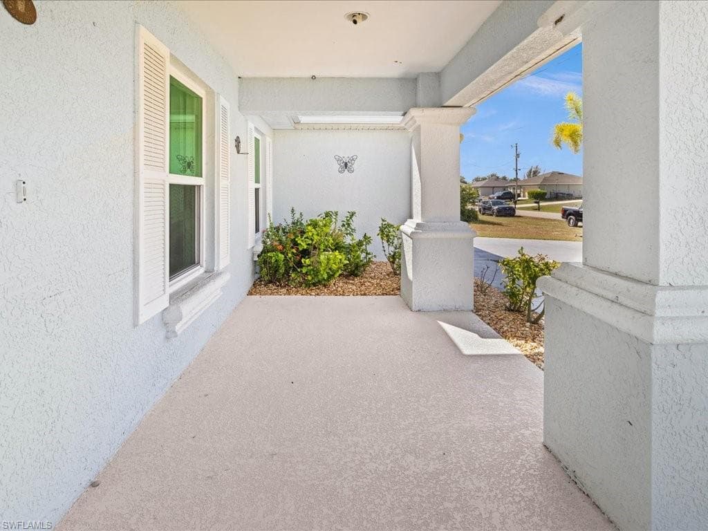 4427 NE 21st PL, CAPE CORAL FL 33909-3