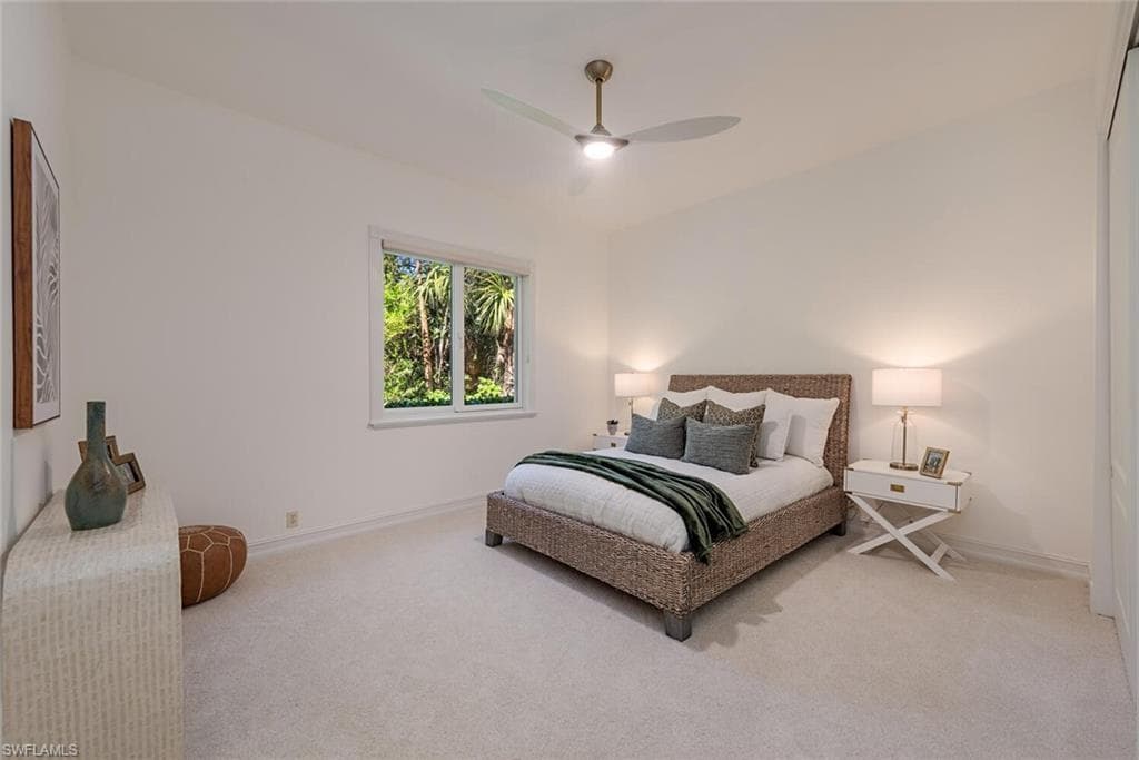 1252 POCANTICO LN, NAPLES FL 34110-23