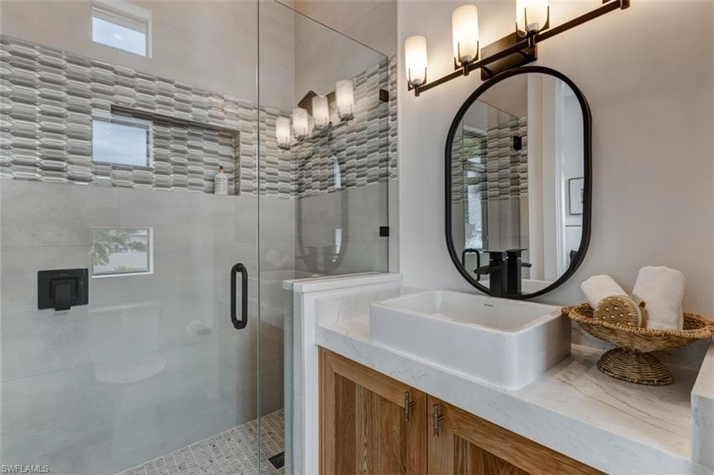 15 Bayview BLVD, FORT MYERS BEACH FL 33931-29