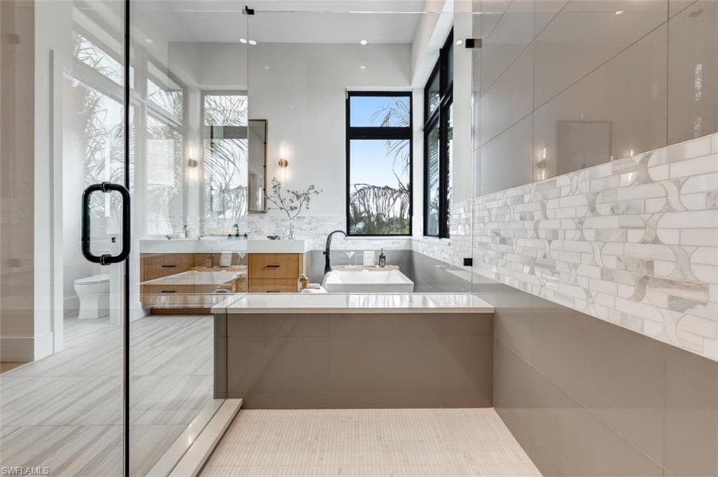 15 Bayview BLVD, FORT MYERS BEACH FL 33931-20