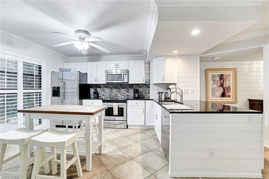 1085 Bald Eagle DR # C303, MARCO ISLAND FL 34145-12