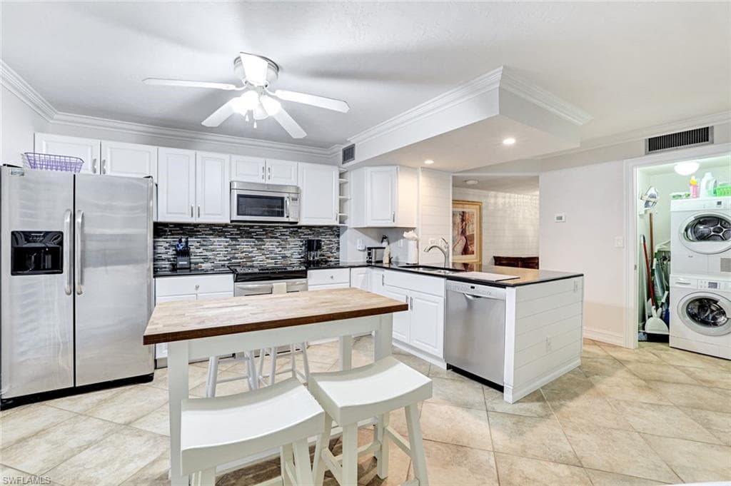 1085 Bald Eagle DR # C303, MARCO ISLAND FL 34145-8