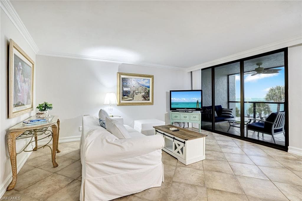 1085 Bald Eagle DR # C303, MARCO ISLAND FL 34145-7