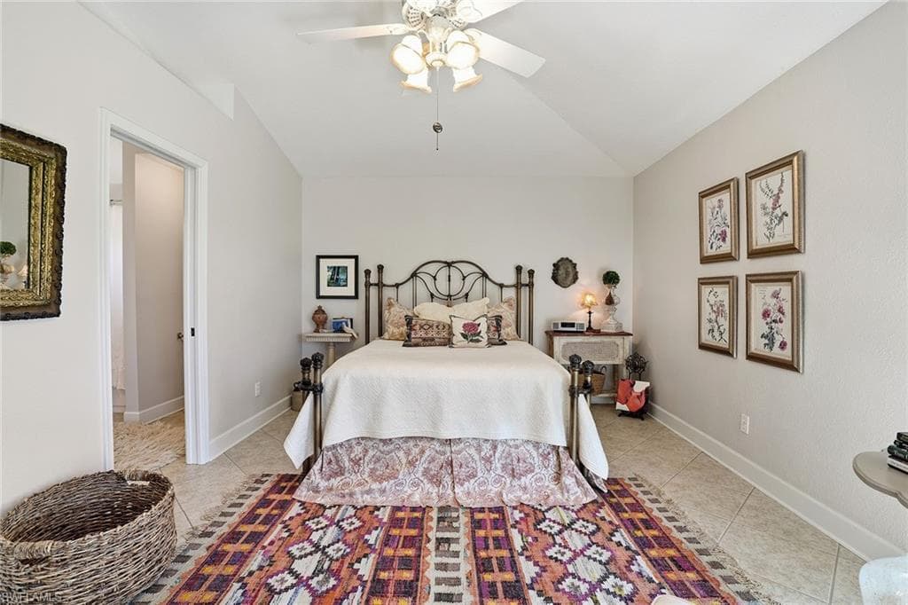 3688 Kent DR, NAPLES FL 34112-6