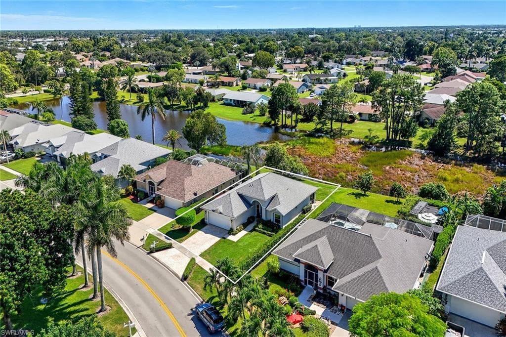 3688 Kent DR, NAPLES FL 34112-2
