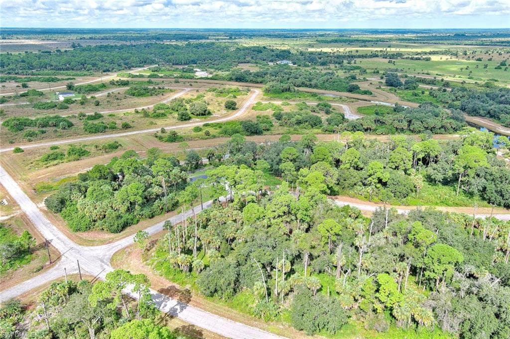 232 Sparkle DR, LABELLE FL 33935-9
