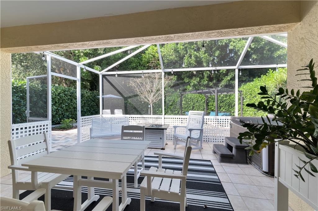 7739 Citrus Hill LN, NAPLES FL 34109-21