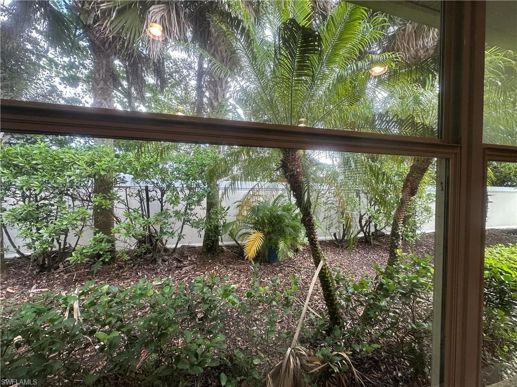 13462 Kent ST, NAPLES FL 34109-23