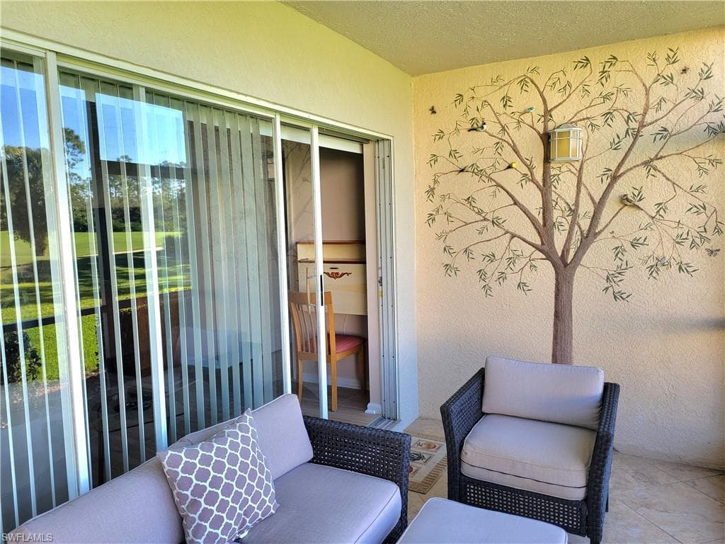 1001 Eastham WAY # C106, NAPLES FL 34104-18