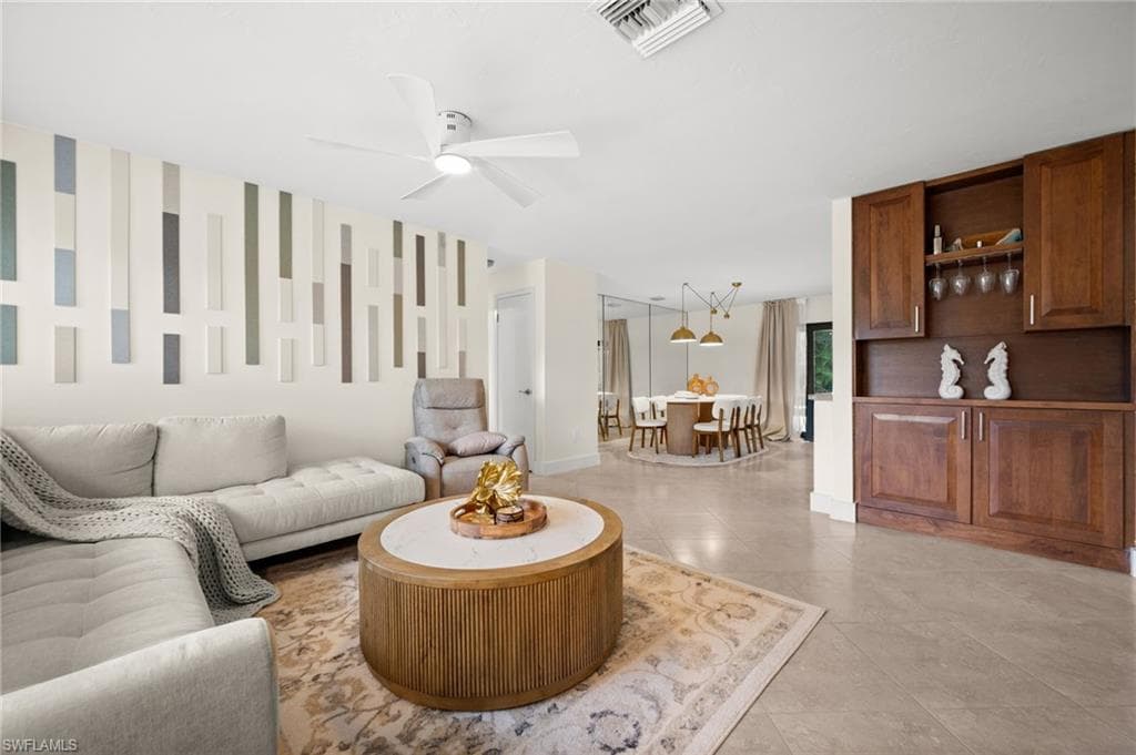 472 Palm River BLVD, NAPLES FL 34110-30