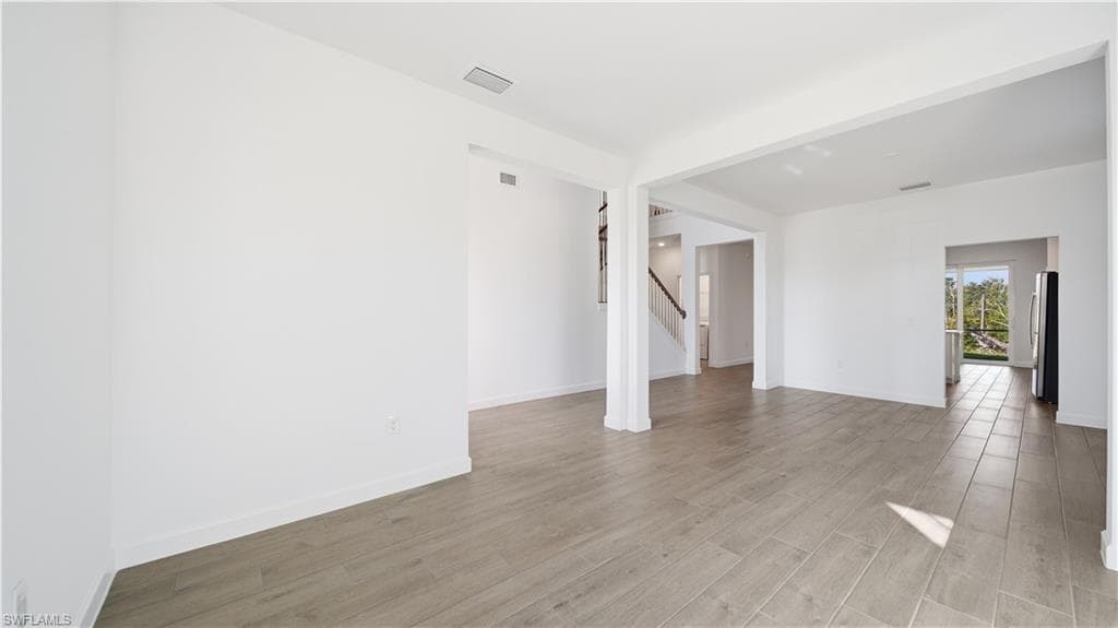 15705 Raveneli CT-5