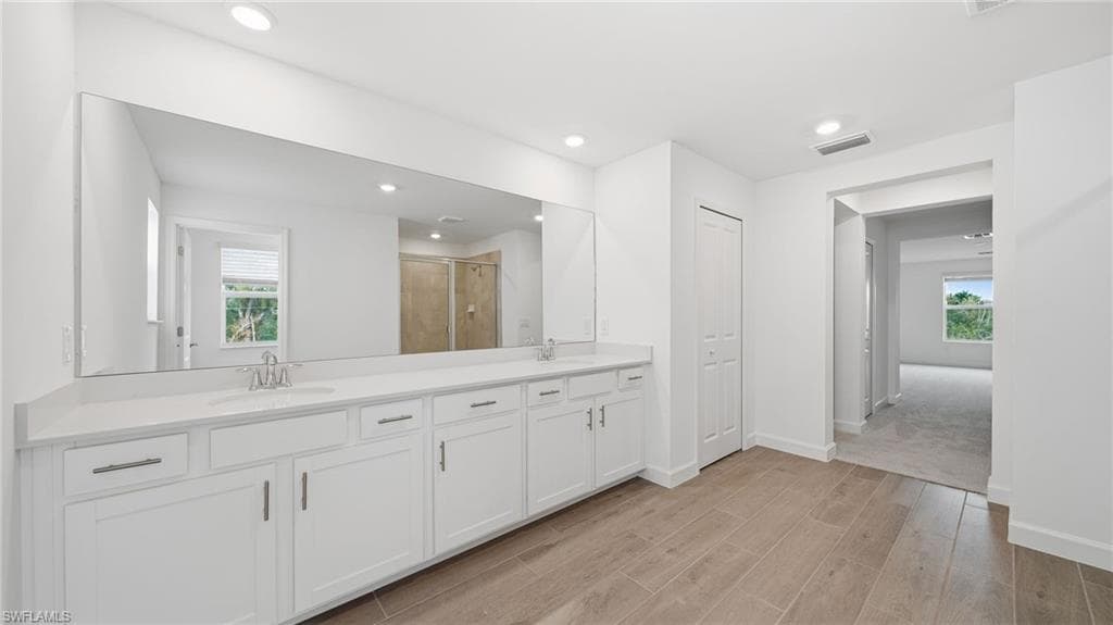 15705 Raveneli CT-25