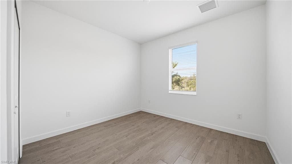 15705 Raveneli CT-8