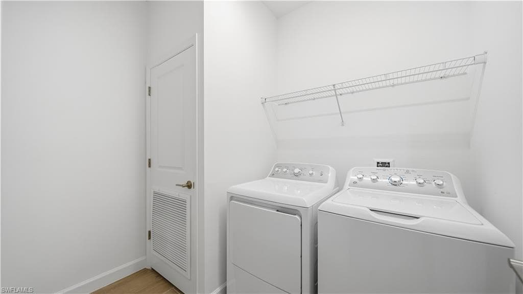 15705 Raveneli CT-29