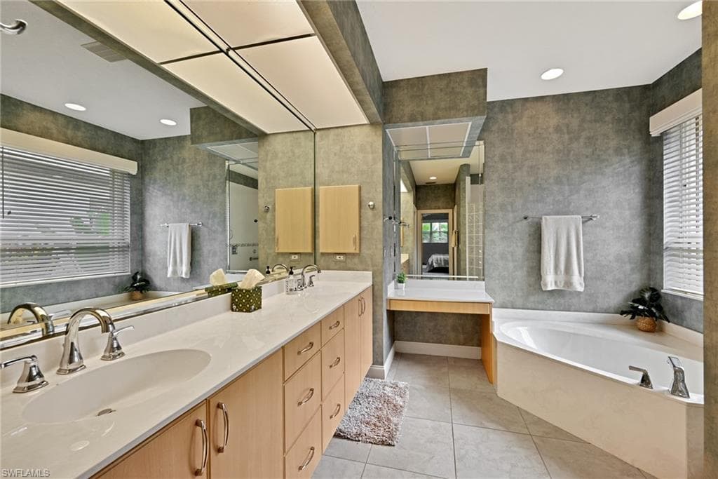 718 Antalya CT, PUNTA GORDA FL 33950-37