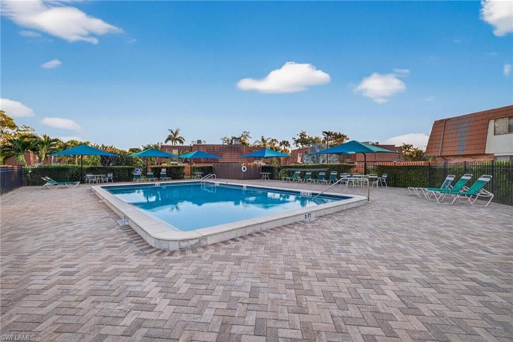 1414 Park Shore CIR # 2, FORT MYERS FL 33901-28