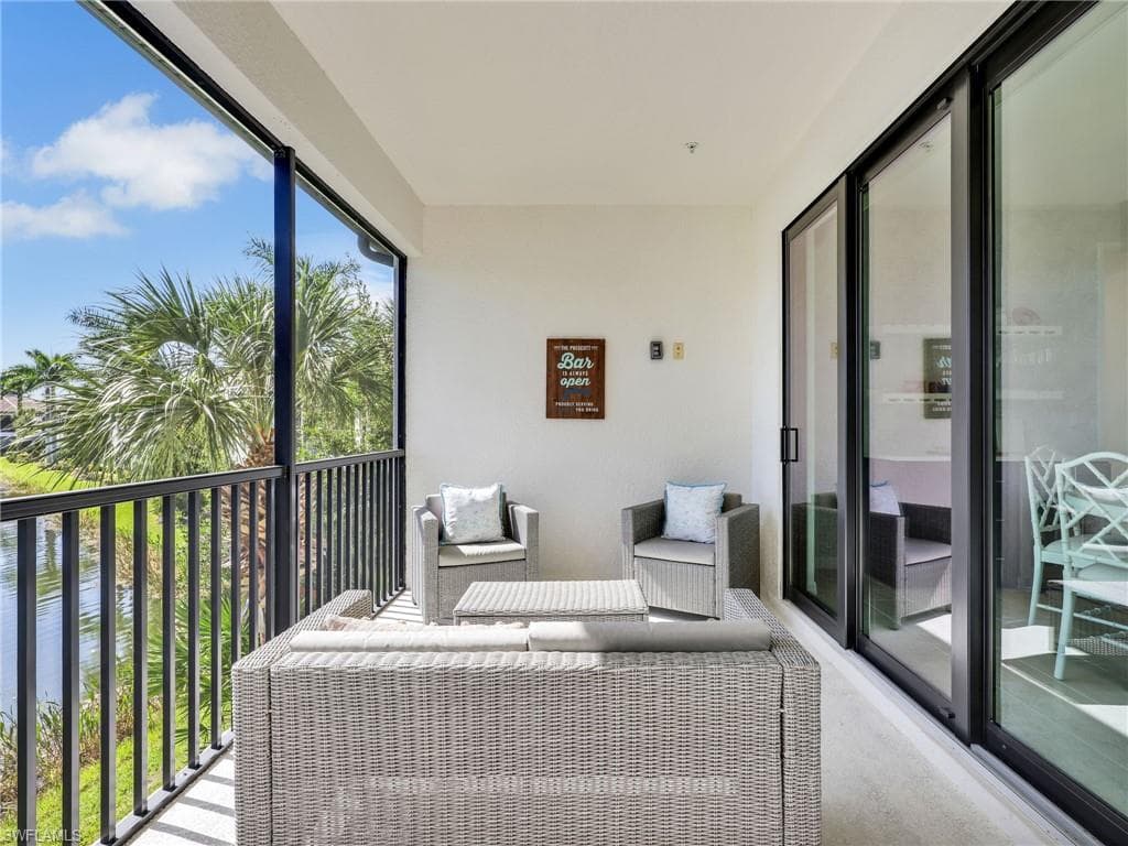 15177 Butler Lake DR # 201, NAPLES FL 34109-11