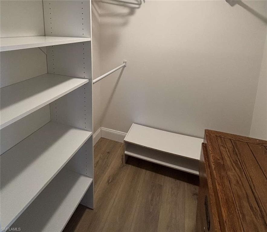 180 Turtle Lake CT # 101, NAPLES FL 34105-8