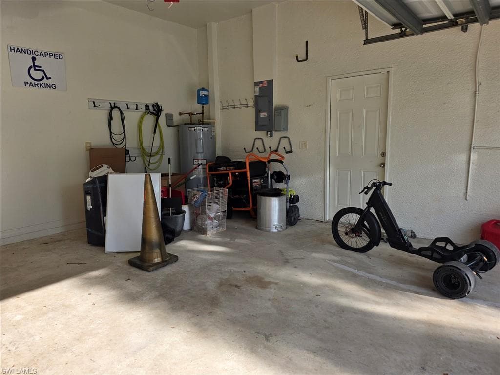 857 Summerfield DR, NAPLES FL 34120-49