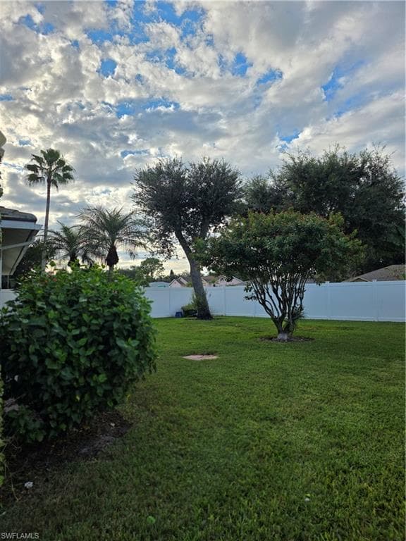 857 Summerfield DR, NAPLES FL 34120-18
