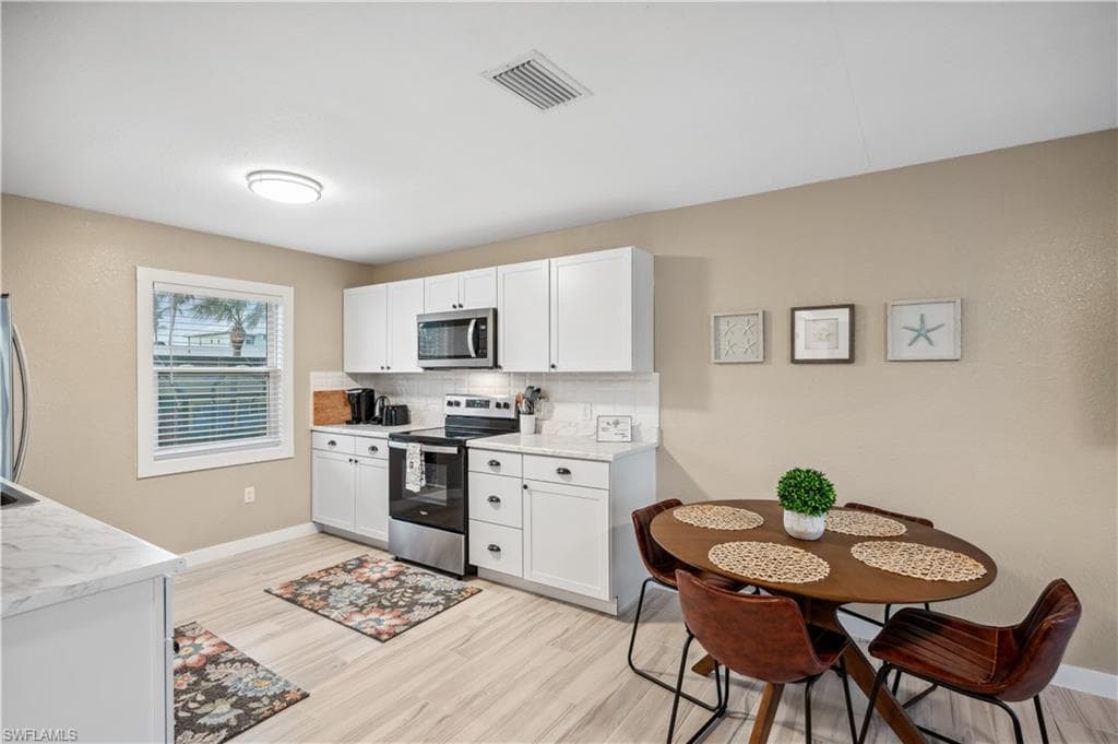 113/115 Bahia VIA, FORT MYERS BEACH FL 33931-21