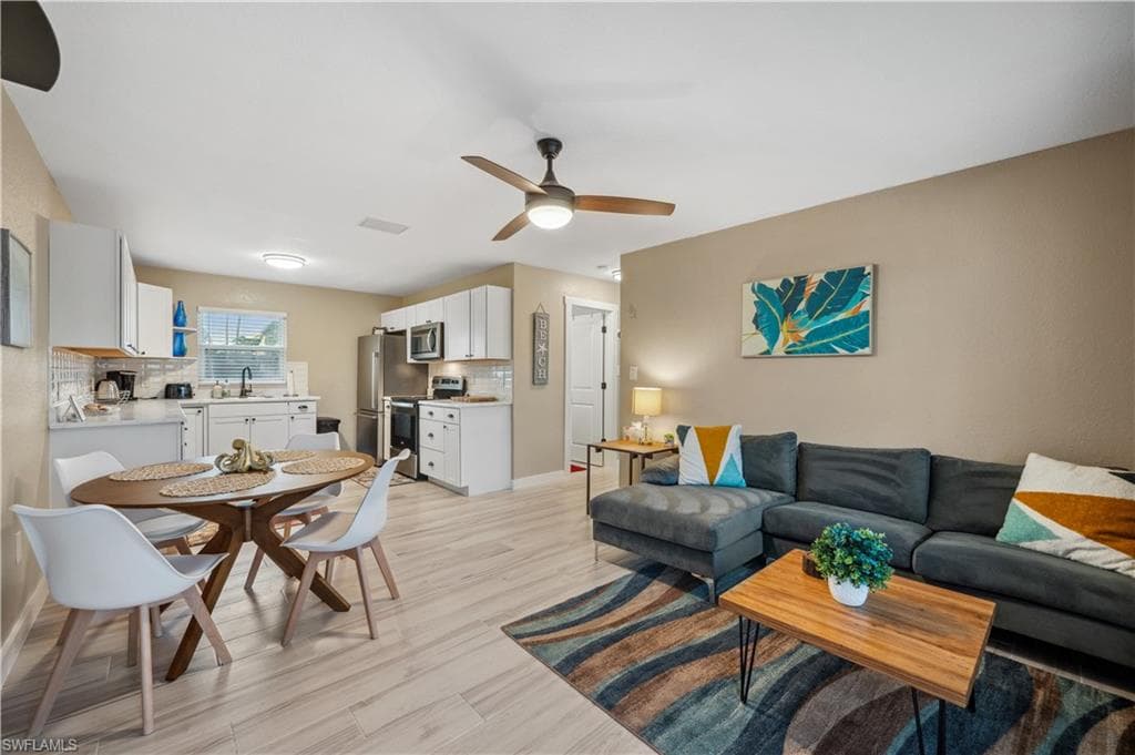 113/115 Bahia VIA, FORT MYERS BEACH FL 33931-9