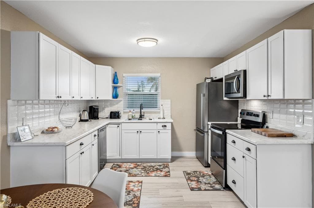 113/115 Bahia VIA, FORT MYERS BEACH FL 33931-17