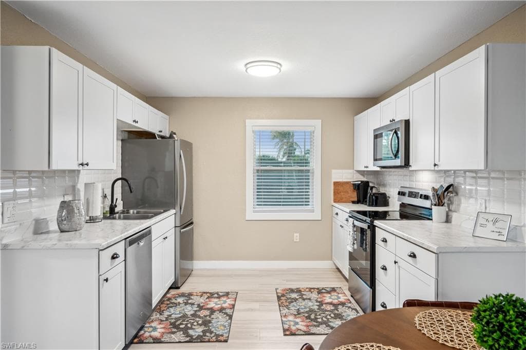113/115 Bahia VIA, FORT MYERS BEACH FL 33931-20