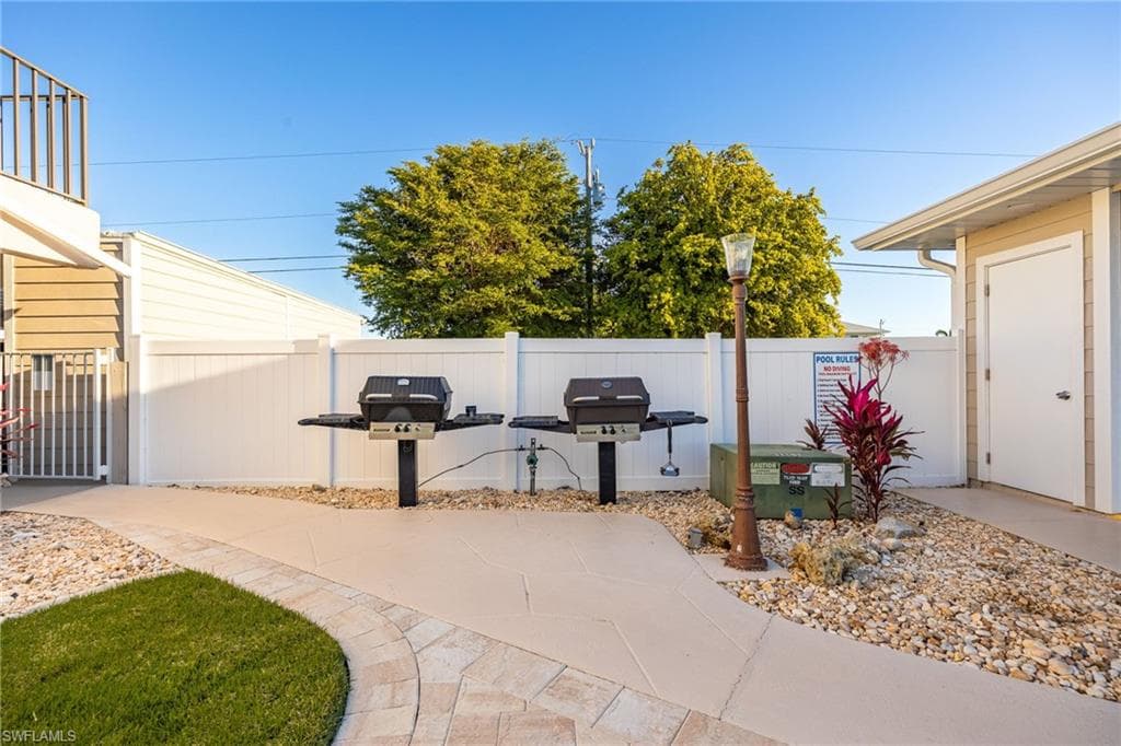 912 SW 48th TER # 108, CAPE CORAL FL 33914-36