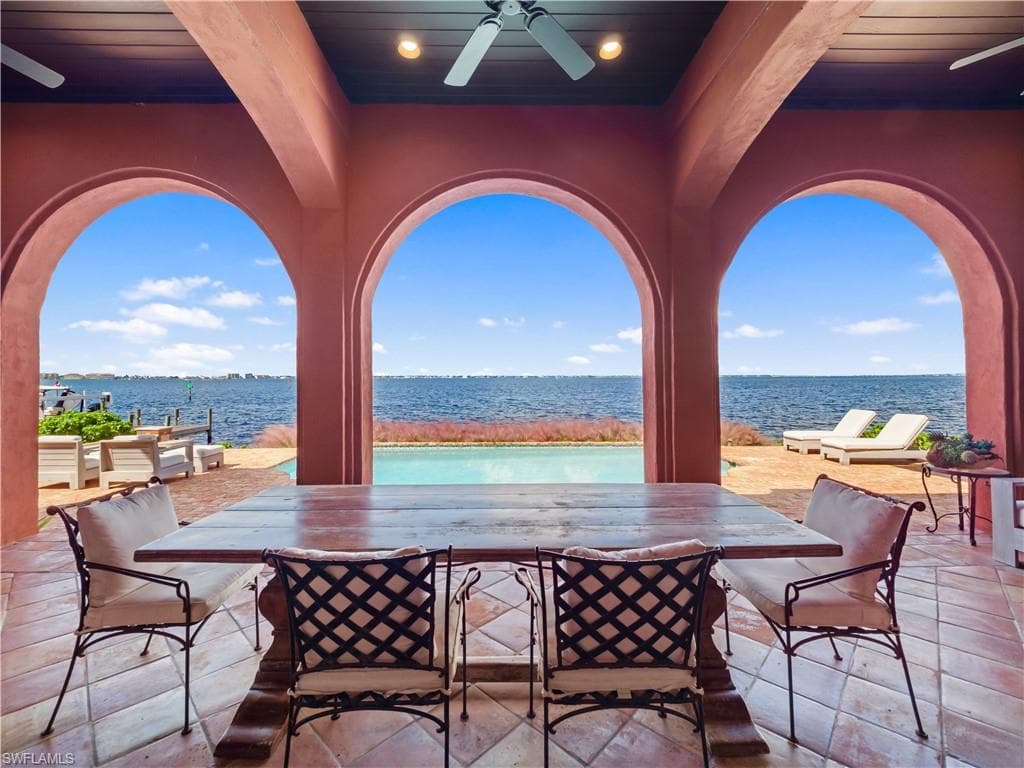 5844 Riverside LN, FORT MYERS FL 33919-25