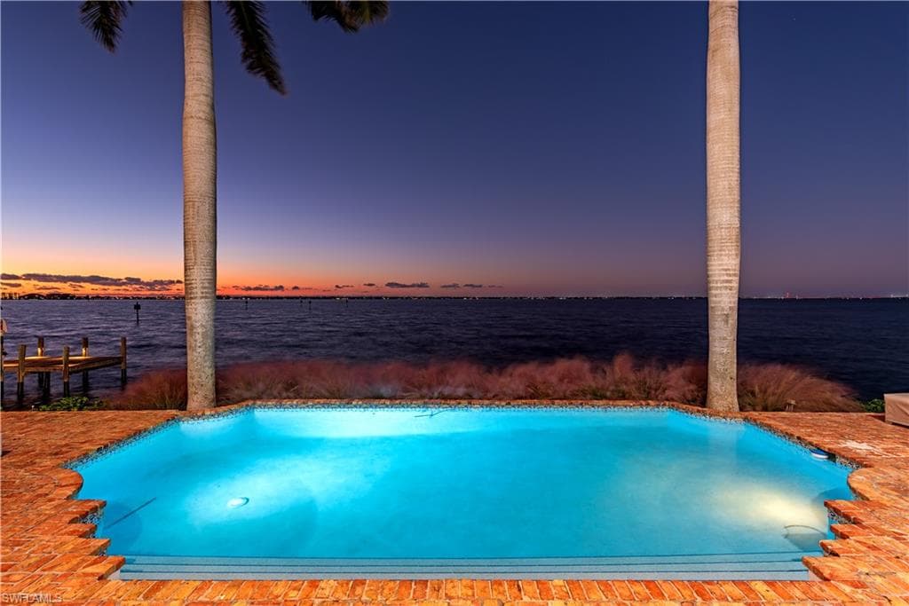 5844 Riverside LN, FORT MYERS FL 33919-7