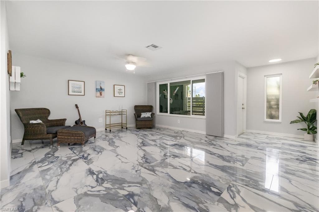 1661 Swan TER, NORTH FORT MYERS FL 33903-8