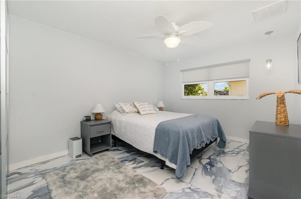 1661 Swan TER, NORTH FORT MYERS FL 33903-23