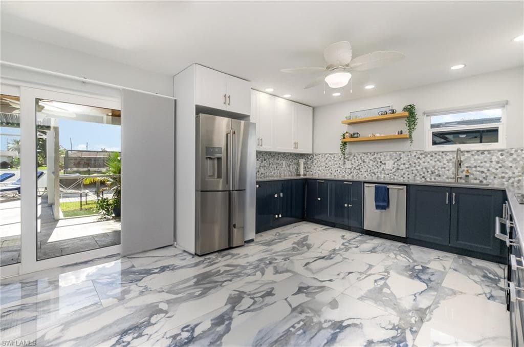 1661 Swan TER, NORTH FORT MYERS FL 33903-14