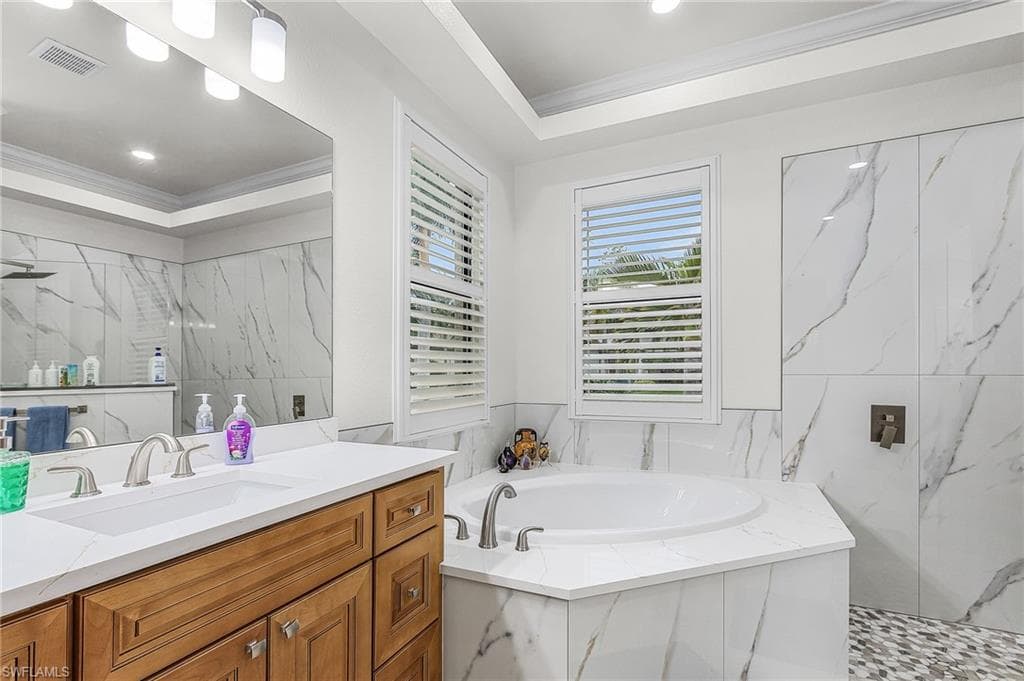 11027 Longwing DR, FORT MYERS FL 33912-13