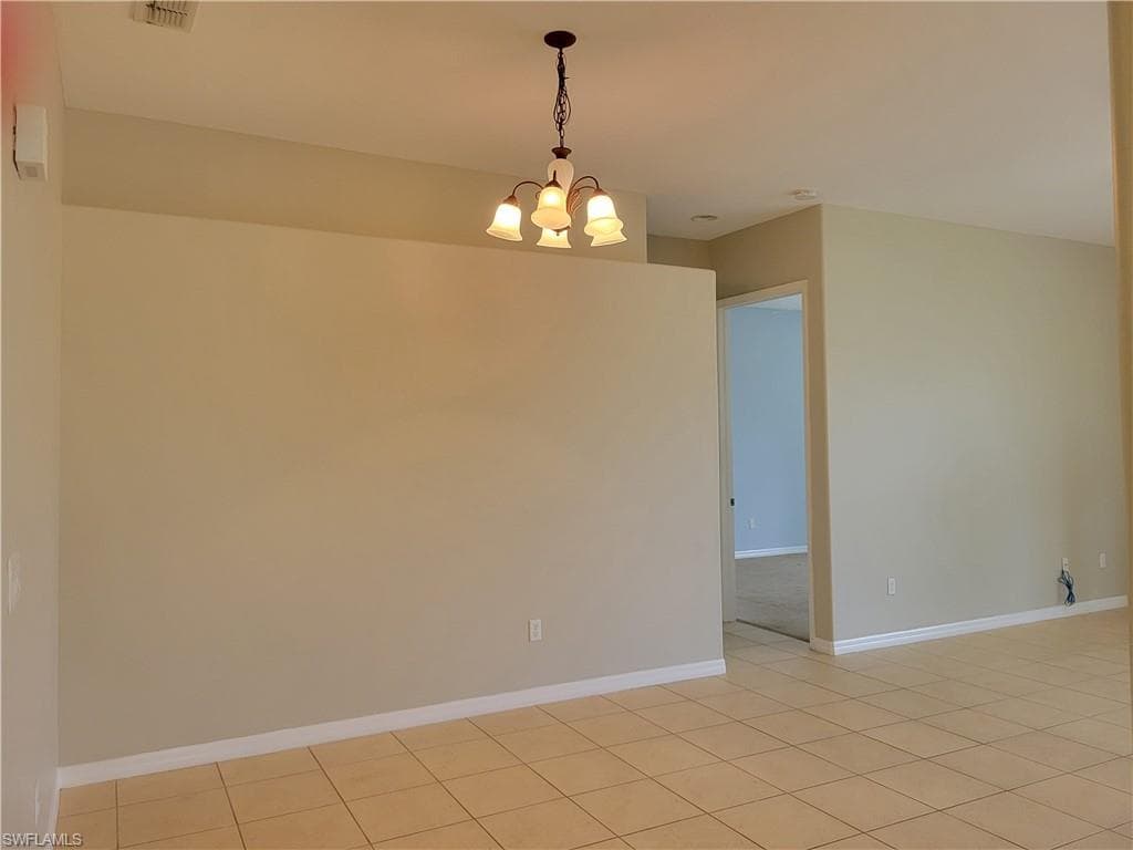 9358 Palm Island CIR, NORTH FORT MYERS FL 33903-10