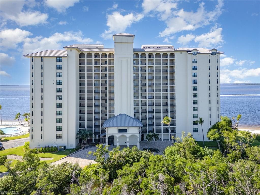 17080 Harbour Point DR # 7C, FORT MYERS FL 33908-1