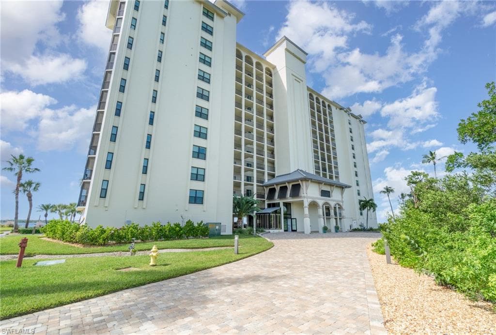 17080 Harbour Point DR # 7C, FORT MYERS FL 33908-18