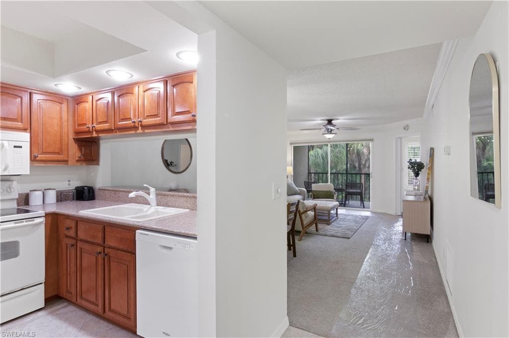 15126 Parkside DR # 104, FORT MYERS FL 33908-19