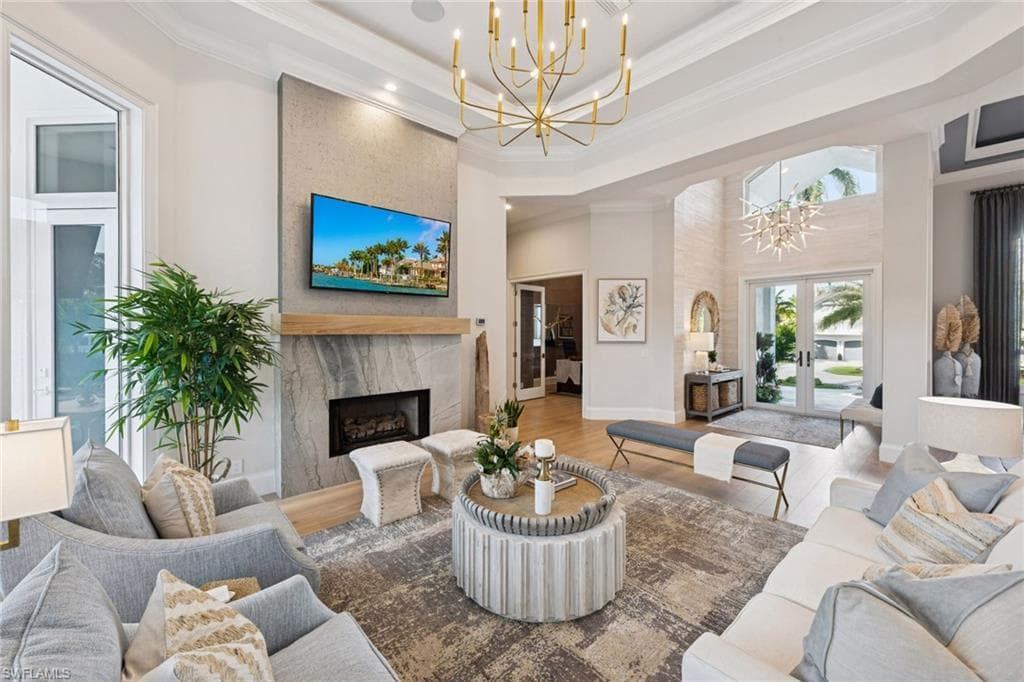 470 17th AVE S, NAPLES FL 34102-8