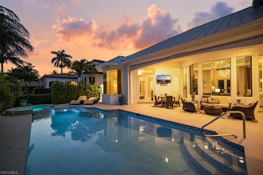 470 17th AVE S, NAPLES FL 34102-37