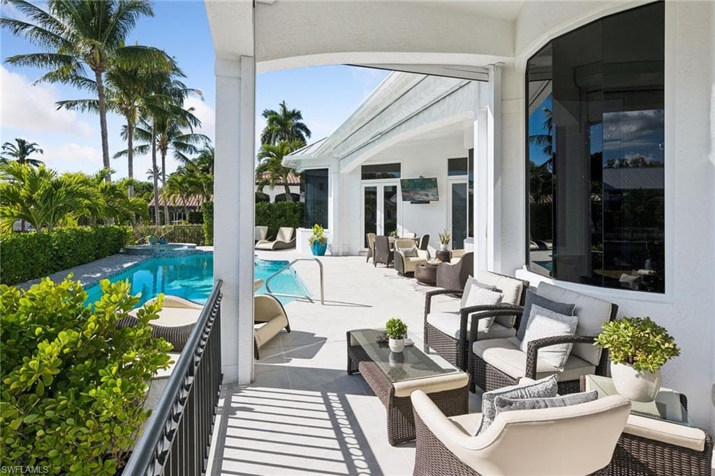 470 17th AVE S, NAPLES FL 34102-38