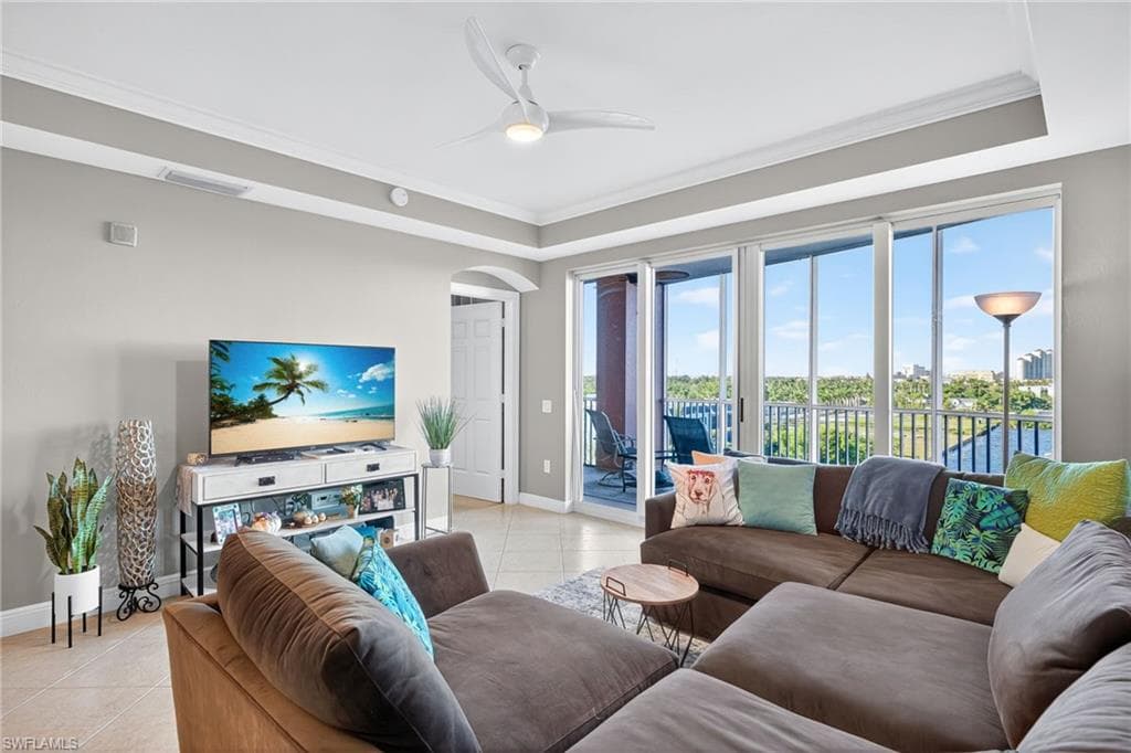 2743 1st ST # 701, FORT MYERS FL 33916-4